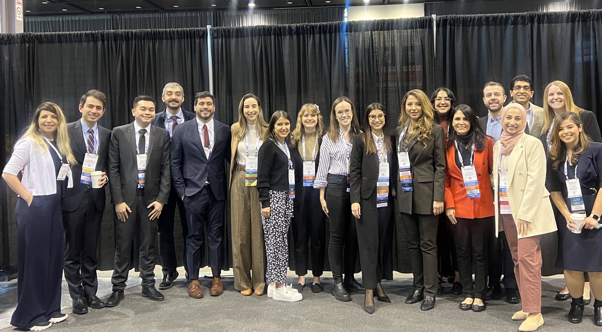 🌟So grateful for this incredible team @RadioGraphics trainee editorial board #RGTeam! Truly feels like a FAMILY!🥹💖 Forever thankful to @cookyscan1 for bringing this incredible group together! @PBalthazarMD @PRouzrokh @RadiologyTweets @juleusz @thurlcledera #RSNA23