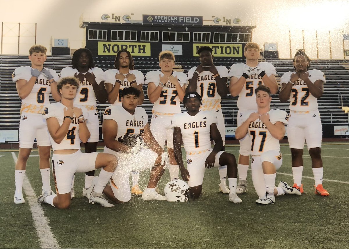 kcsoupy's tweet photo. Imagine showing up to play your 7th or 8th grade game and having these boys across the field.  Now add @ELeonard2024 @JamesJTMadison2 @AceBindel @BrodyMcmanamon @John0P @JakobHaag2 @tgiff06 @MattBindel1 and your basically playing a College roster full of Power 5, D1, D2 players https://t.co/OWUkem8cm3