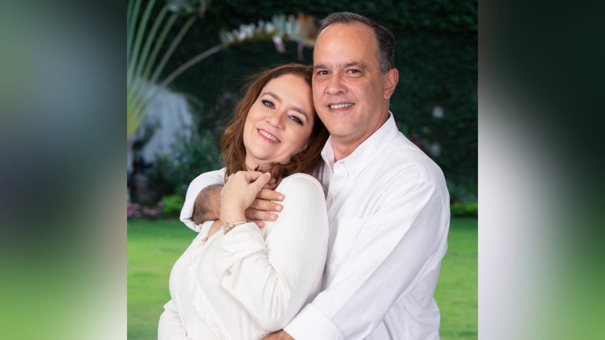 #Actualizacion El régimen en #Nicaragua 5 años después y tras ganar #MissUniverso, acusan a directora de #MissNicaragua, esposo e hijo de "terroristas" de "noticias falsas", "traición a la patria", "conspiración", "lavado de dinero" y otros delitos fabricados