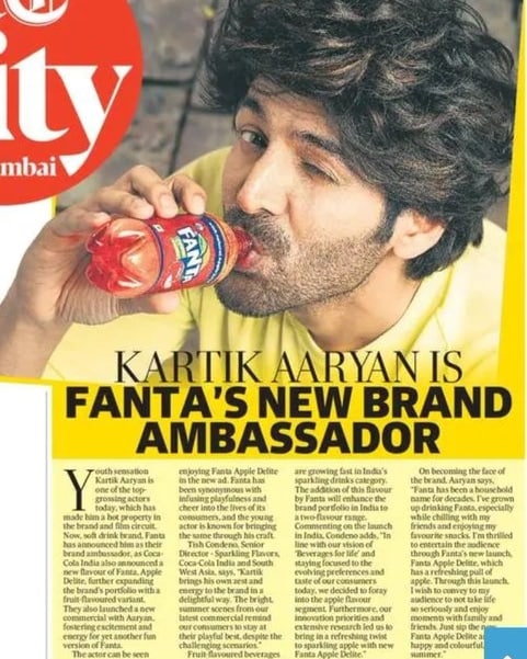 KaTrendsetter's tweet photo. Shehzada of brand world 😍 #KartikAaryan @TheAaryanKartik https://t.co/wfNQKiOz7E