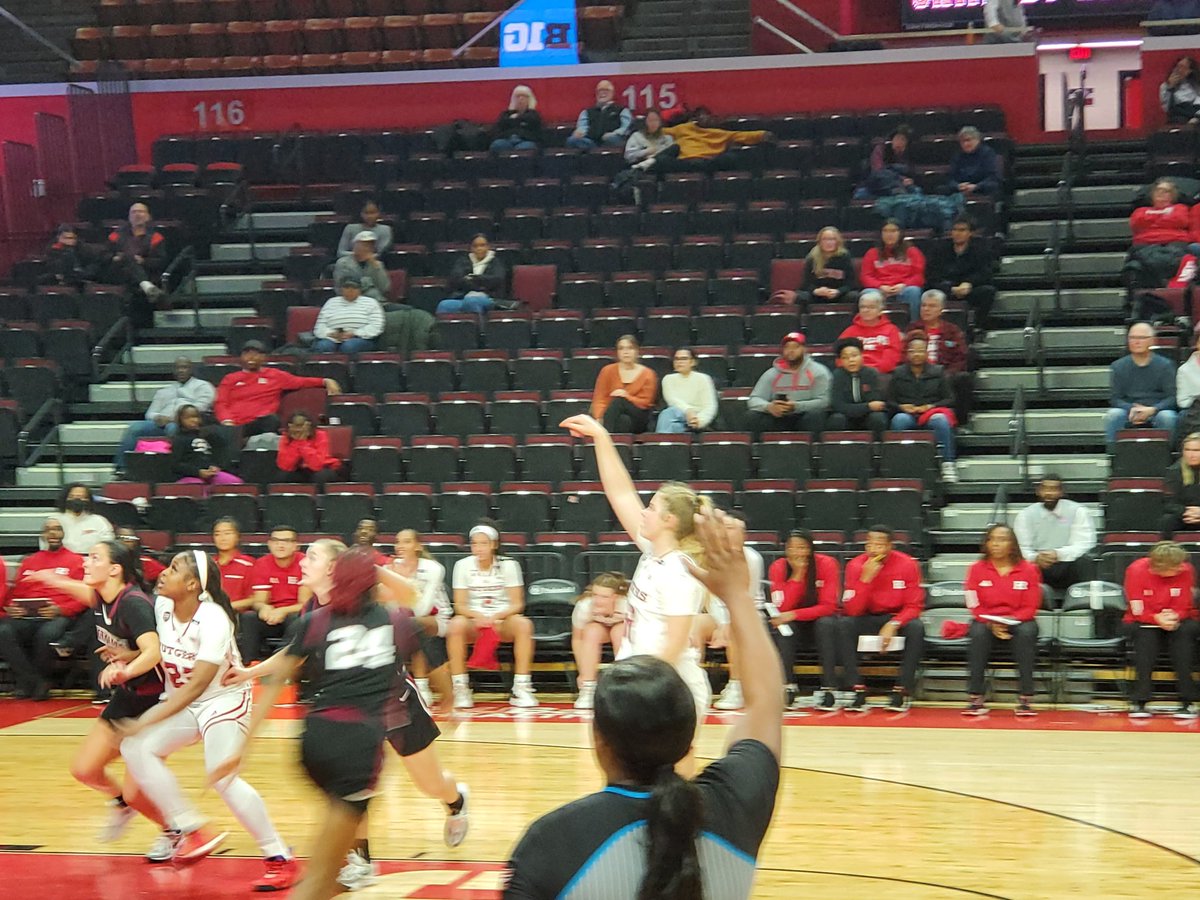CagersRu's tweet photo. @KennedyBrandt33 scored her first collegiate point as Rutgers beat Lafayette 69-48. As soon as she enters the game and touches the ball everyone yells, "Shoot it!" She scored on a free throw. We'll take it! https://t.co/cqkSHggcqT