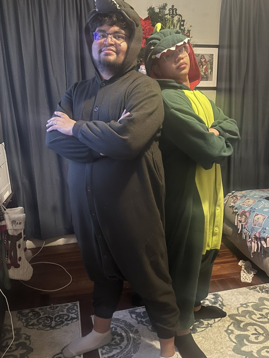 RamenShaman89's tweet photo. Went to see Godzilla Minus 1 with the nephew. Movie is def worth seeing 10/10 highly recommend it! https://t.co/i6S10jT3TB
