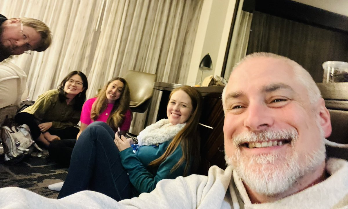 adhdessentials's tweet photo. Hanging with @HowtoADHD, @adhdasiangirl, Dr. Carolyn, and Chris H. https://t.co/917wlSQieL
