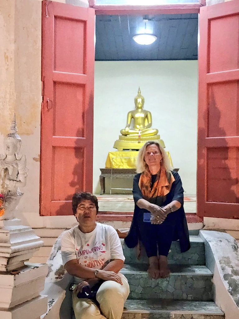 AsaTorkelsson's tweet photo. Enjoying #recreative #moments at the #glorious #loykrathong #festival in #ChiangMai with my dear #colleagues @Unfpa_Thailand celebrating #Love & #Hope 🧡 https://t.co/W5qi9gb1Y6