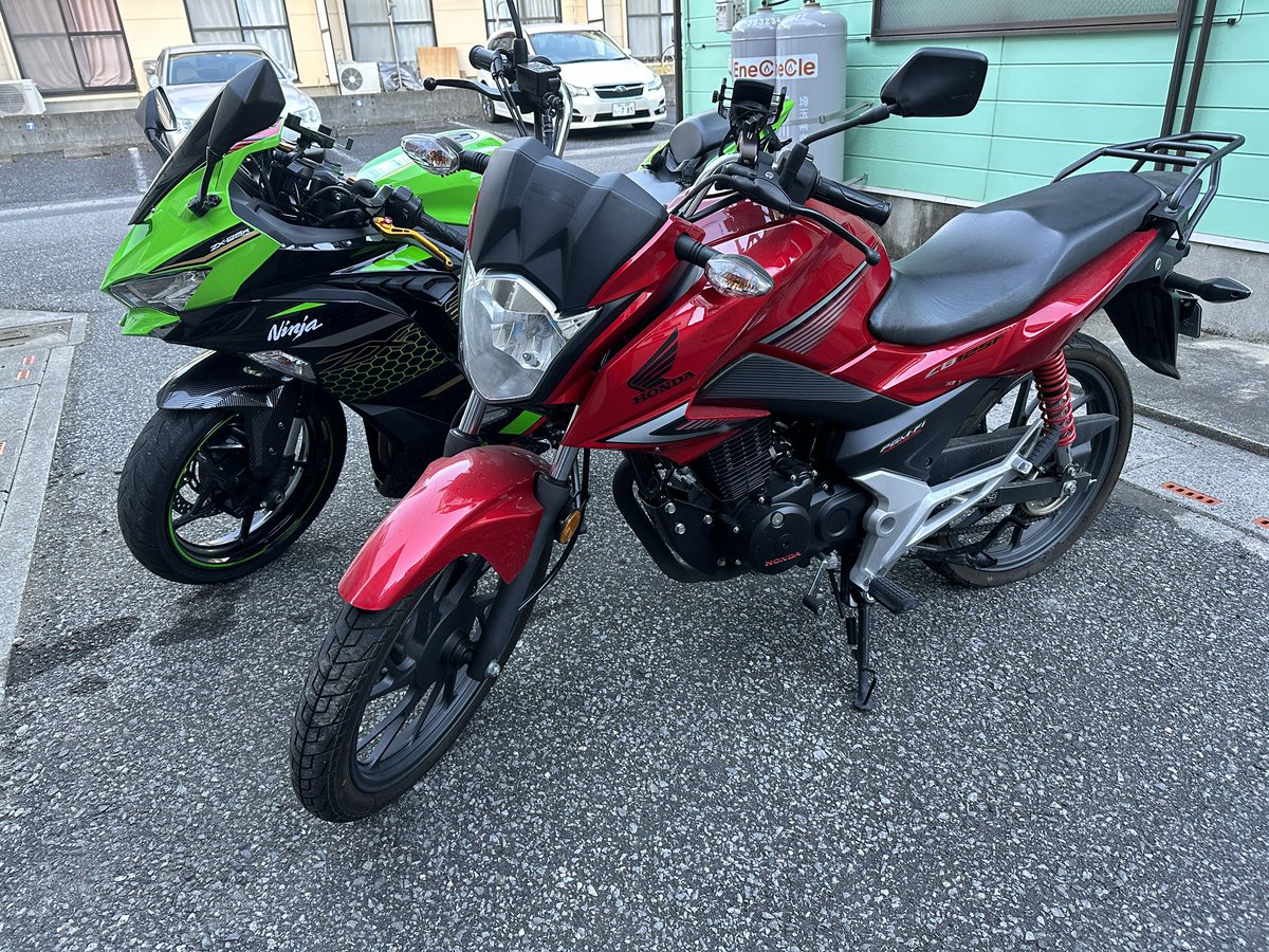 新しいバイクっ買っちゃった🏍️
CB125F！