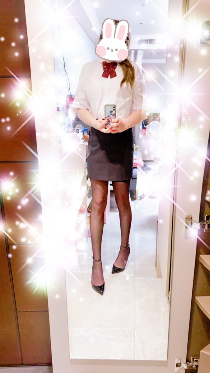 suika_cd's tweet photo. 公司有這樣的黑絲OL，你上班還會遲到嗎？
#偽娘 #女裝 #男の娘 #CD  #OL #黑絲 https://t.co/VIX0H6MZjb