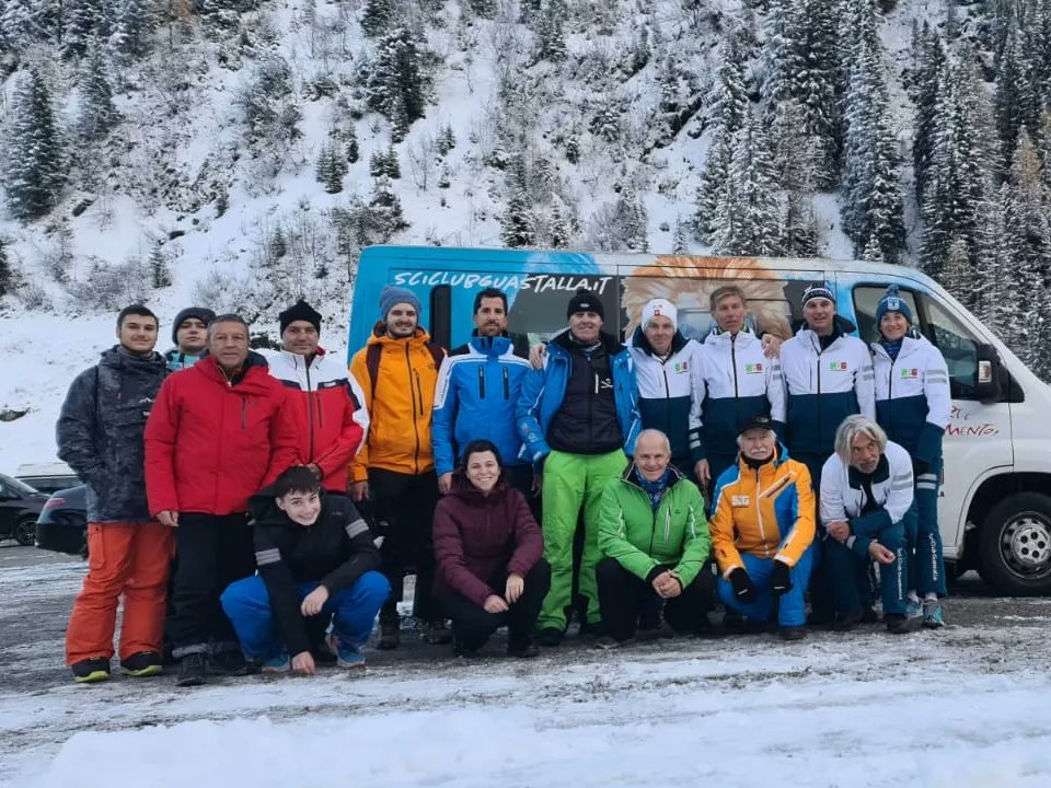 sciclubguastall's tweet image. 18/19 Novembre... Apertura di stagione in ghiacciaio ⛷️🏂
#sciclubguastalla
#hintertuxgletscher