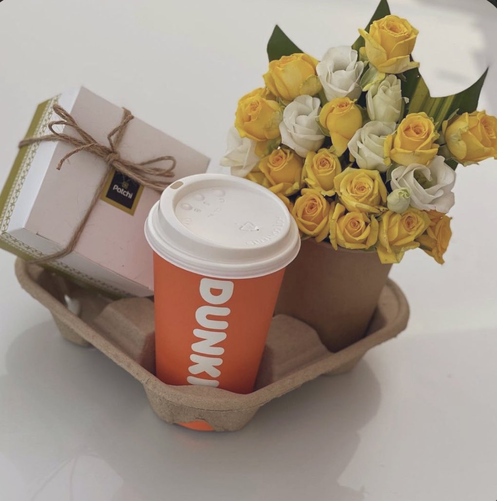 hms9810's tweet photo. في الصباح ..
 هناك سعادات مُخبأة في دفء الشمس ..
 في كوب القهوة .. 
في ابتسامة عابرة أو كلمة جميلة ..
اصنع فرحاً .. وكن صُبحاً "

#صباح_الخير https://t.co/PIJRmwOKE8
