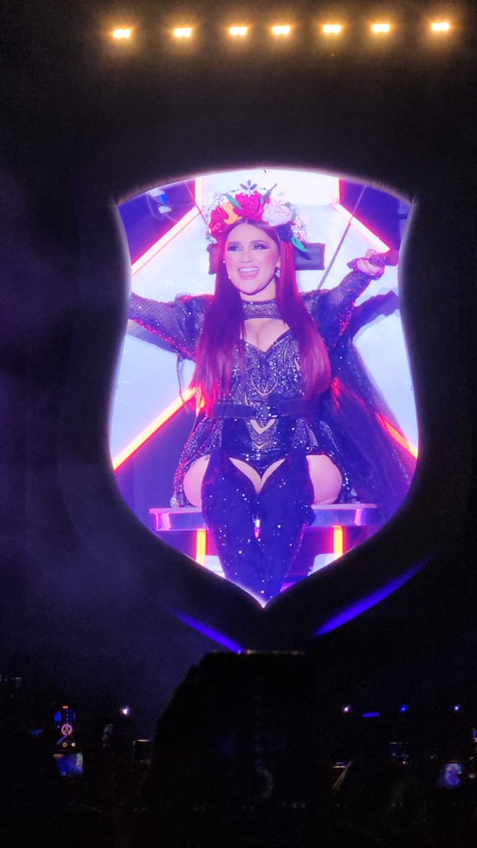 Karla_VI9's tweet photo. Mi Dul,@DulceMaria guerrera!! No imaginas lo cuanto te extrañaba y verte aunque sea de Lejos, oirte cantar y ver como brillas, Gracias infinitas 💕 tus palabras siempre llegan en el momento justo te quiero millones 💖
No olvides nunca ContigoSiempre https://t.co/oj0pOB40Yl
