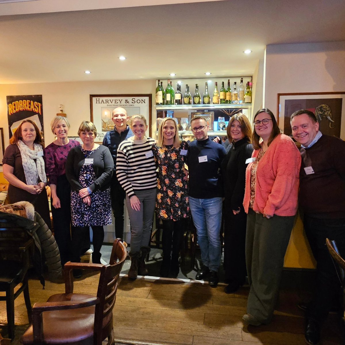 AngelaWard🖋 tweet media