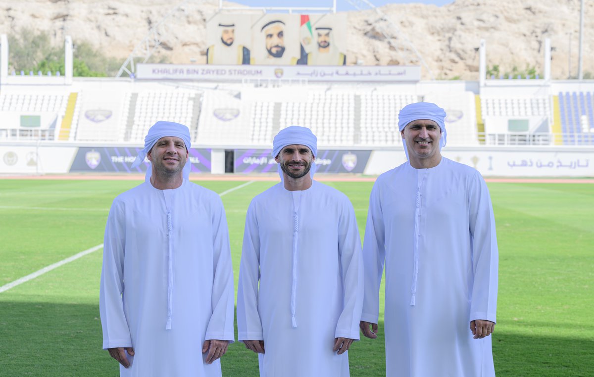 alainfcae_en's tweet photo. Happy UAE National Day 52 🇦🇪

#UAENationalDay 
#UnionDay52
#UnionDay 
#UAE52 
#alainclub || @alainfcae https://t.co/MADTYrupfm