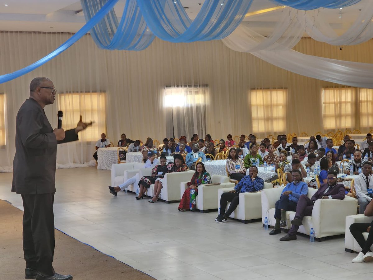 PeterObi's tweet image. Yesterday, I had a very useful day in Enugu with a cross-section of Nigerian youths. The event was a very interesting interactive session with young entrepreneurs, youth advocates, and change agents in an event aimed at discussing how to 'Accelerate Actions to Achieve the SDGs
