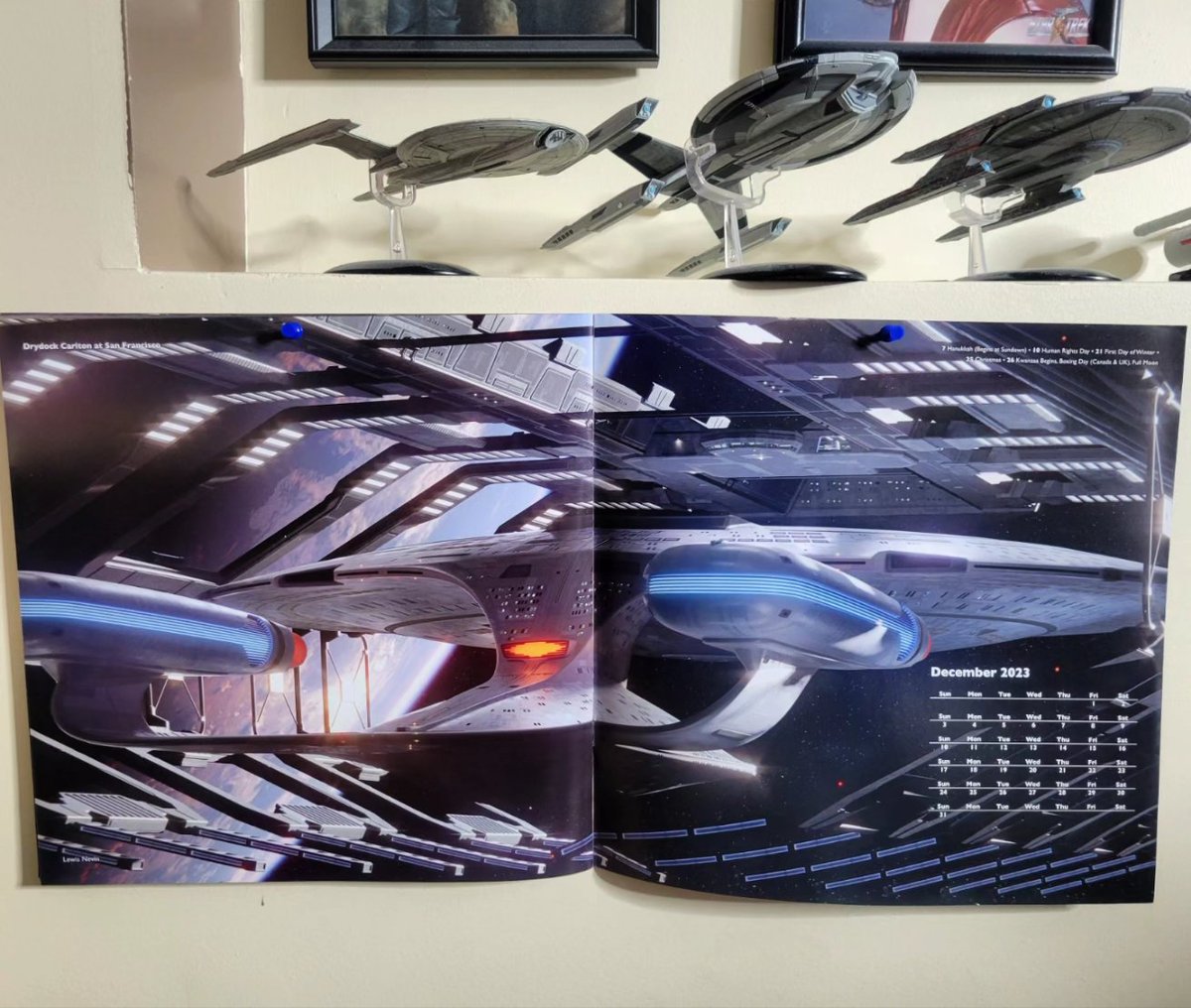 Kertrats's tweet photo. It's #December! Happy #CalendarChangeDay! #StarTrek #StarTrekDiscovery #StarTrekLowerDecks #calendarchange https://t.co/hAO1IsvF6K