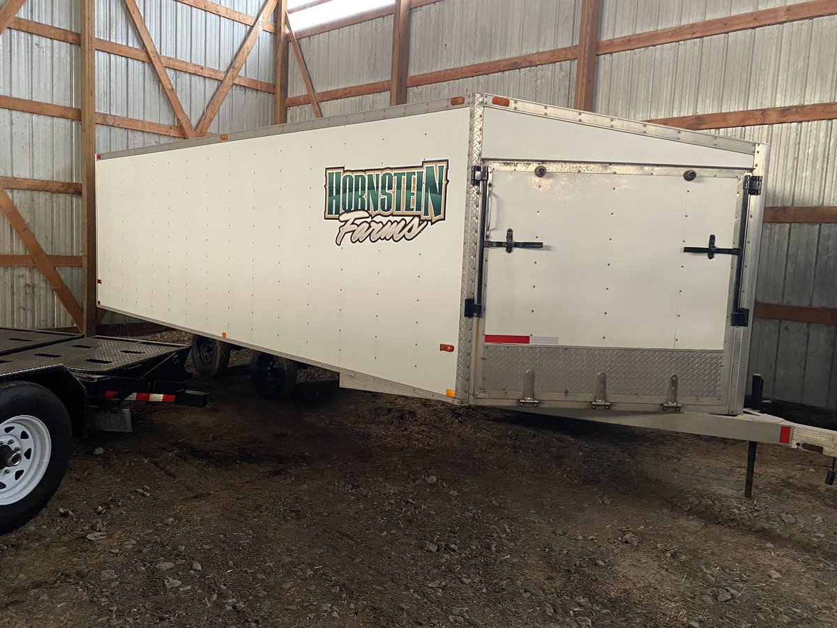 Hornstein12's tweet photo. 2002 Renegade 4 Place Snowmobile Trailer. Retweets Appreciated. DM for details. https://t.co/Q5KBOvHjmP