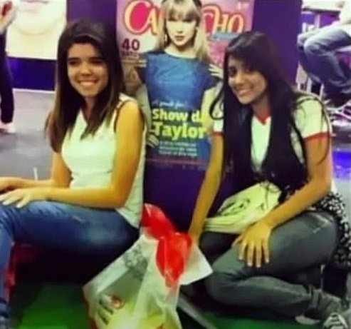 _folklorena's tweet image. 2013 x 2023

Quem espera sempre alcança né... 😅

#riotstheerastour 🧚🏻‍♂️✨❣️