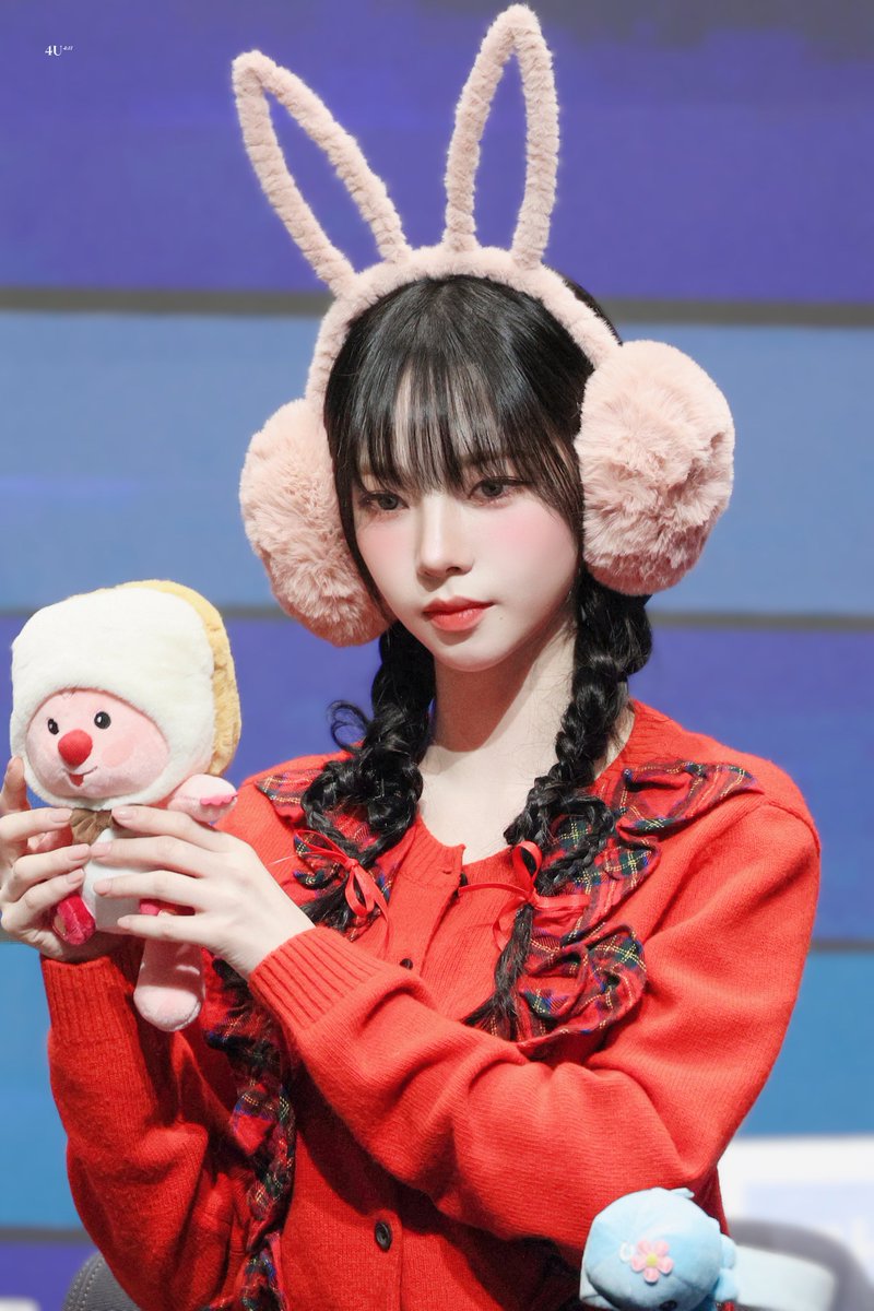 4U411U's tweet photo. 231201
🩵

#KARINA #카리나 #aespa #에스파 https://t.co/kDvWxa9gzW