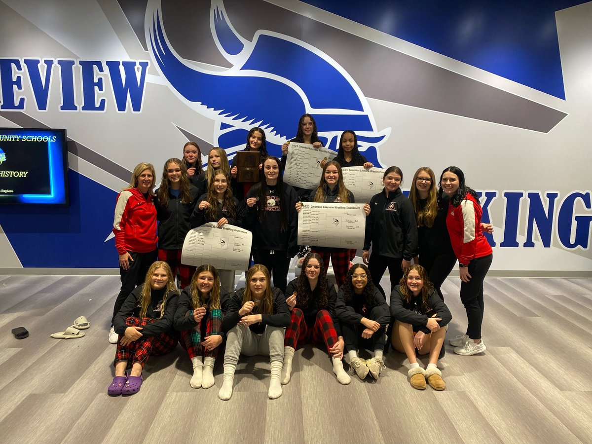 AHSGirlsWrestle's tweet photo. Aurora girls took first place 🥇 at their first tournament of the 23-24 season at Columbus Lakeview! Full team effort with many medals for the victory! https://t.co/ygdNIxr32I