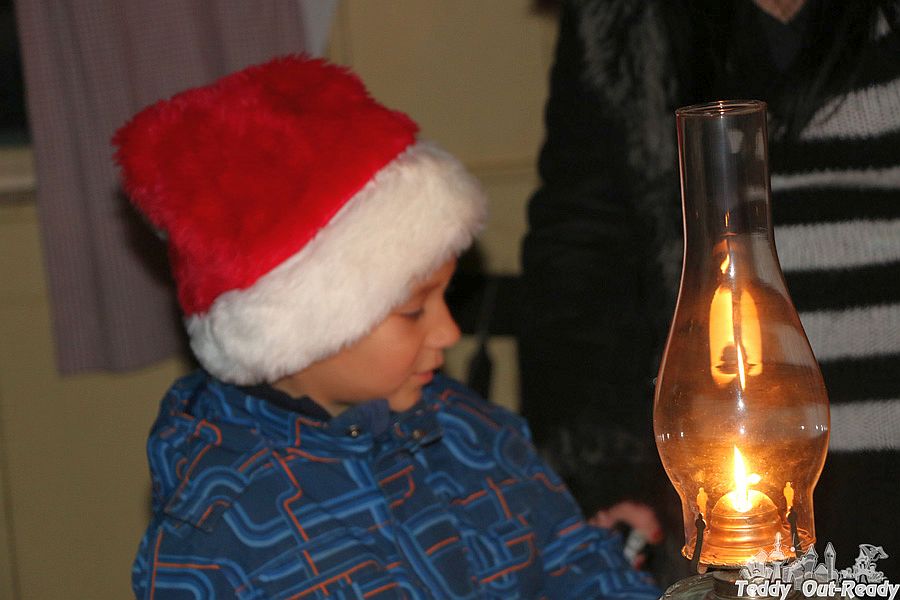 Christmas By Lamplight 🕯️ at Black Creek Pioneer Village | Holiday Celebrations 🎄 youtu.be/6CyYNTtMibc #BlackCreek #ChristmasByLamplight #Toronto