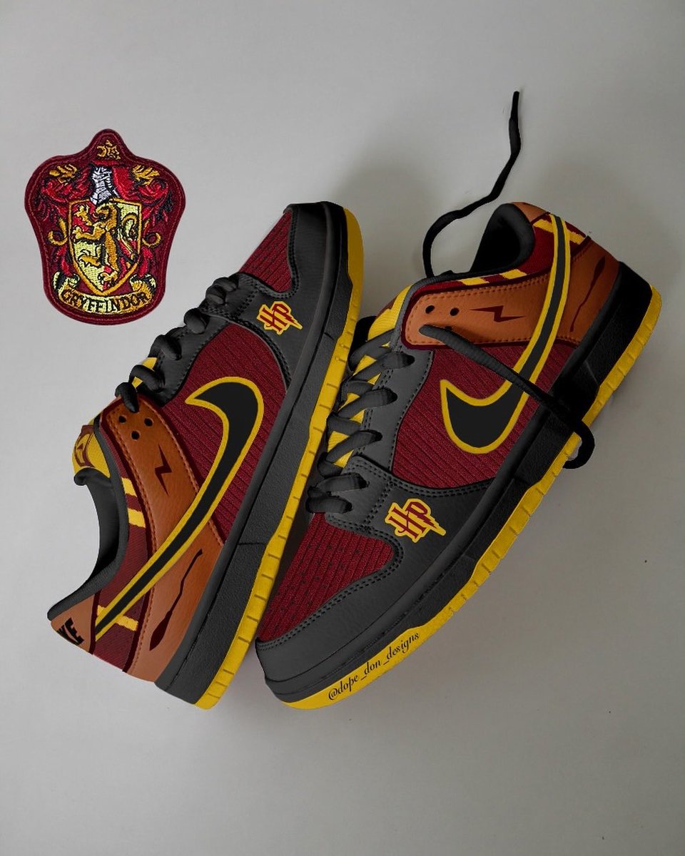 Harry Potter x Nike SB Dunk Low 🧹🪄💥 📸 IG: dope_don_designs