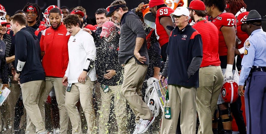 CFBHome's tweet photo. Longest Winning Streaks this millennium

Miami 34 (2000-2002)

Georgia 29 (2022-2023)

Florida State 29 (2012-2014)

Clemson 29 (2018-2019)

Alabama 26 (2015-2016)

UCF 25 (2017-2018) https://t.co/2ki2JYWhxY