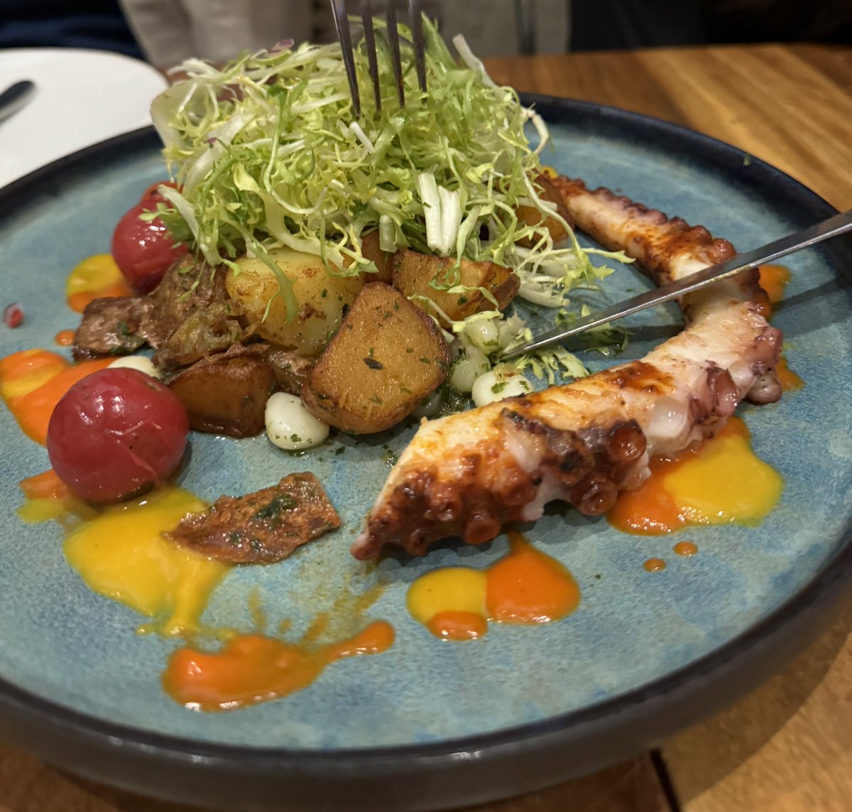 GoddessAliyah77's tweet photo. Just ate the most delicious Peruvian Dinner. Goddess stays eating good. https://t.co/r98w3F5py9