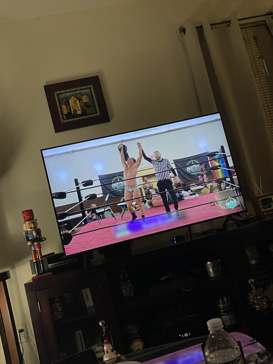 QueenOfTheIndie's tweet photo. Newwww @NFW2021 champ @FancyRyanClancy #ShowcaseII https://t.co/BSazCIOapb