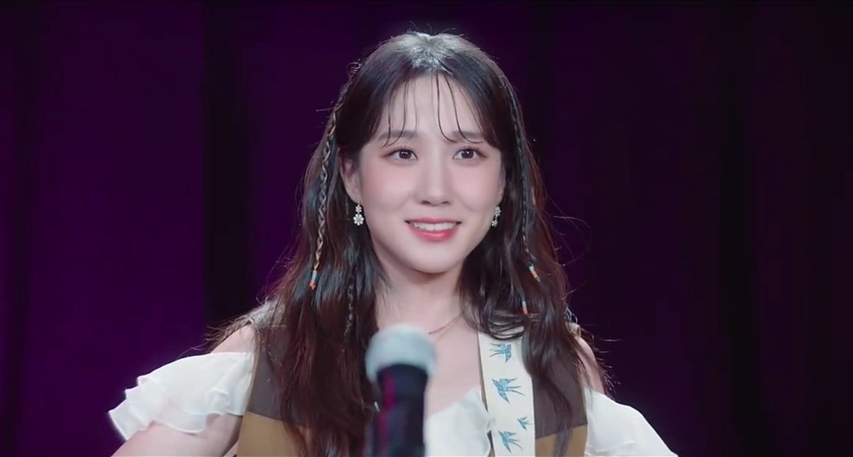 Eunbinzone's tweet image. While I'm listening to "Dream us," a flashback of Mokha's entire journey from the young girl who wanted to be a singer to the adult Mokha who is just one step away from realizing her dream, comes to mind. And I can't help but get emotional 🥹

#CastawayDiva #ParkEunBin #Leere