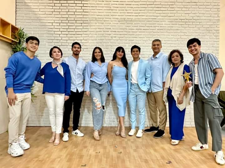 Saan mang sulok ng daigdig, ang mga kwento ng ating NAG-AAPOY na PAG-IBIG at PAGSASAMA ang mananaig ❤️🎄💙

Mga Kapamilya, handog po namin sa Maykapal at sa inyo —#ABSCBNChristmasSID2023: Pasko ang Pinakamagandang Kwento! #NagAapoyNaDamdamin
<a href="/tonythesharky/">Tony Labrusca</a> 
<a href="/SharkiesOFC/">SHARKIES OFFICIAL 🐬</a> 
♥️♥️♥️