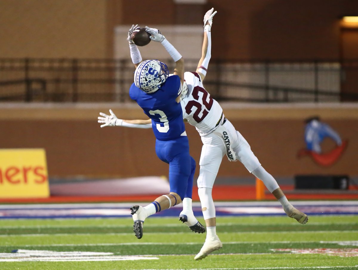 PaulRoberts5020's tweet photo. Stratford Elks 1-2A-D1 State Quarter Final Champs!
@dctf @StratfordISD @texashsfootball @Tepper https://t.co/OZmm1gwNtm