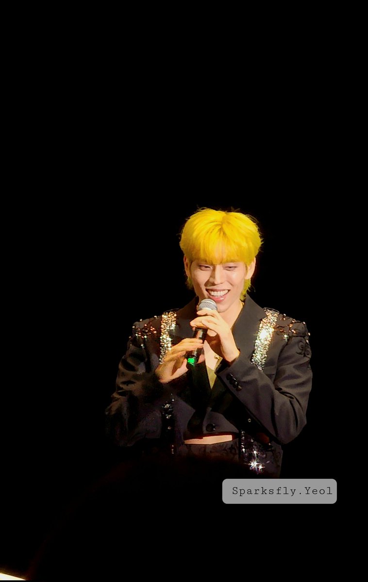 Sparksfly_Yeol's tweet photo. This is maybe the only Day 1 #WorkcationHK photos I took because im busy filming videos 😅
But really they look ethereal in real life.
Everytime I switch gaze, I get surprised 😅 https://t.co/l6EfkRIDxY
