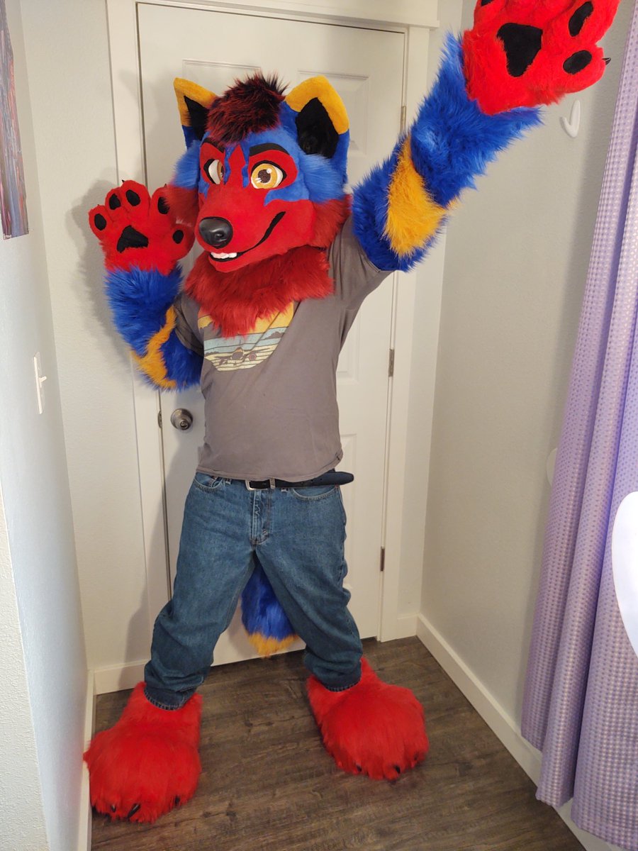 Desert Fizz Fursuits tweet media