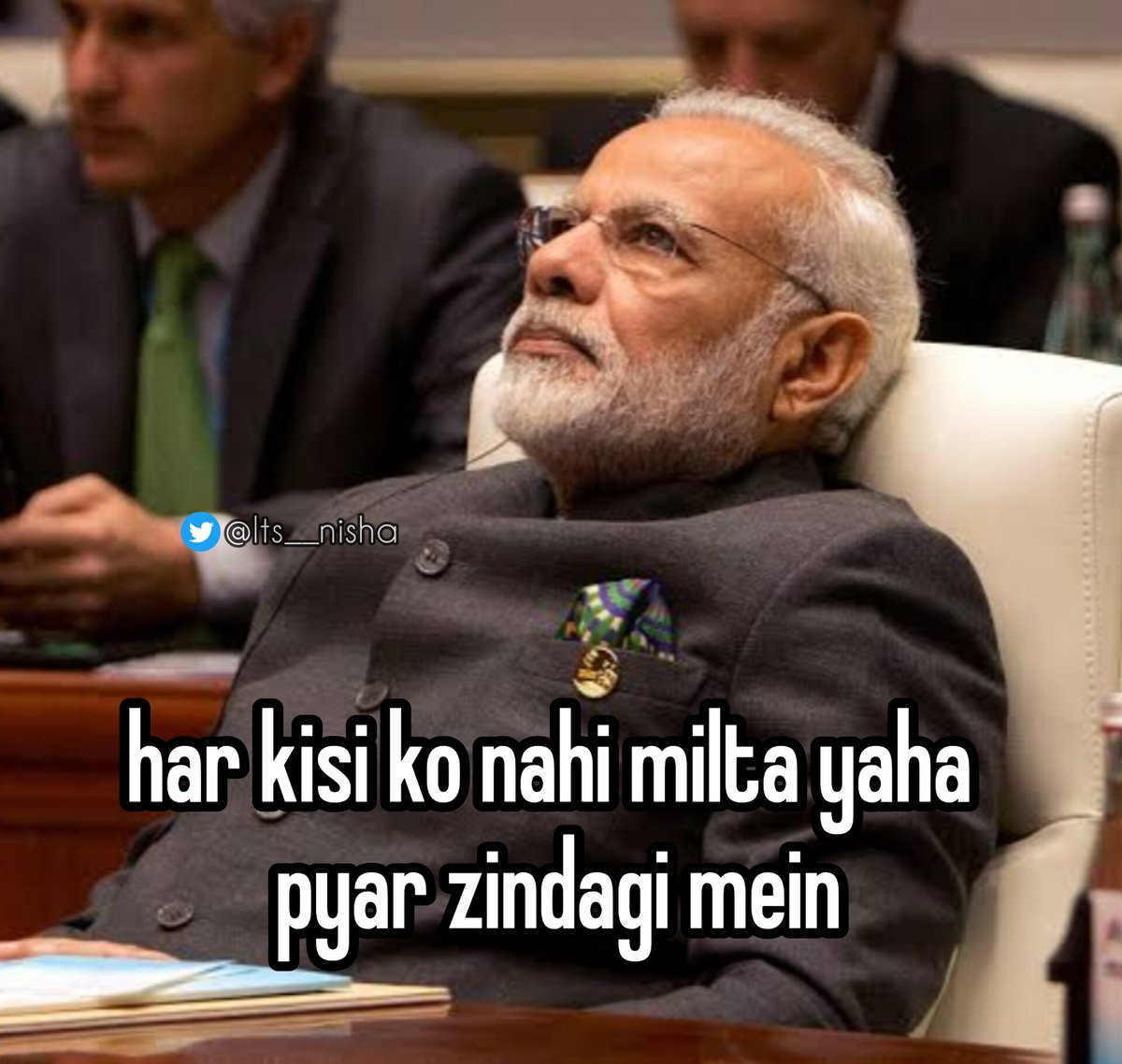 Nisha ॐ tweet media