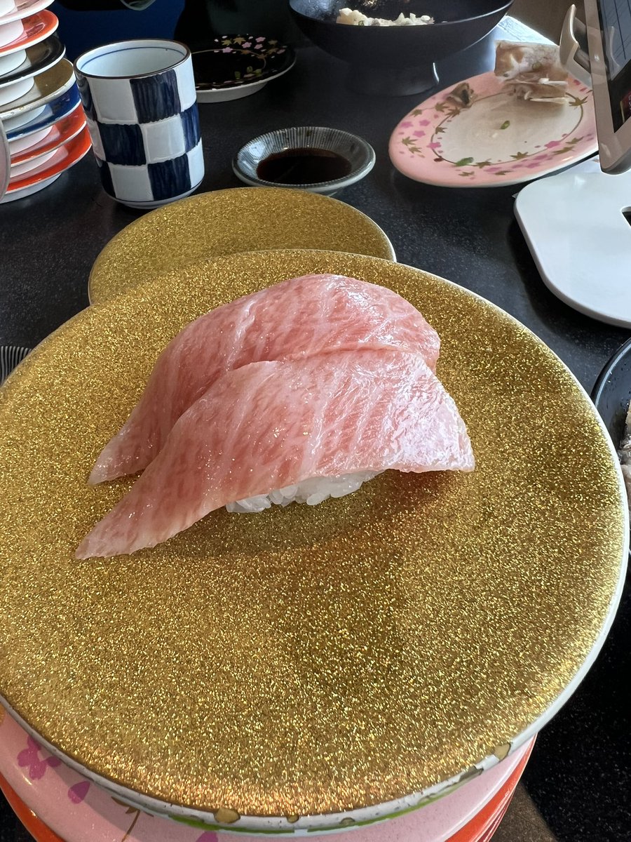 Thanakey7's tweet photo. 氷見にきました https://t.co/JWyHrmAqME