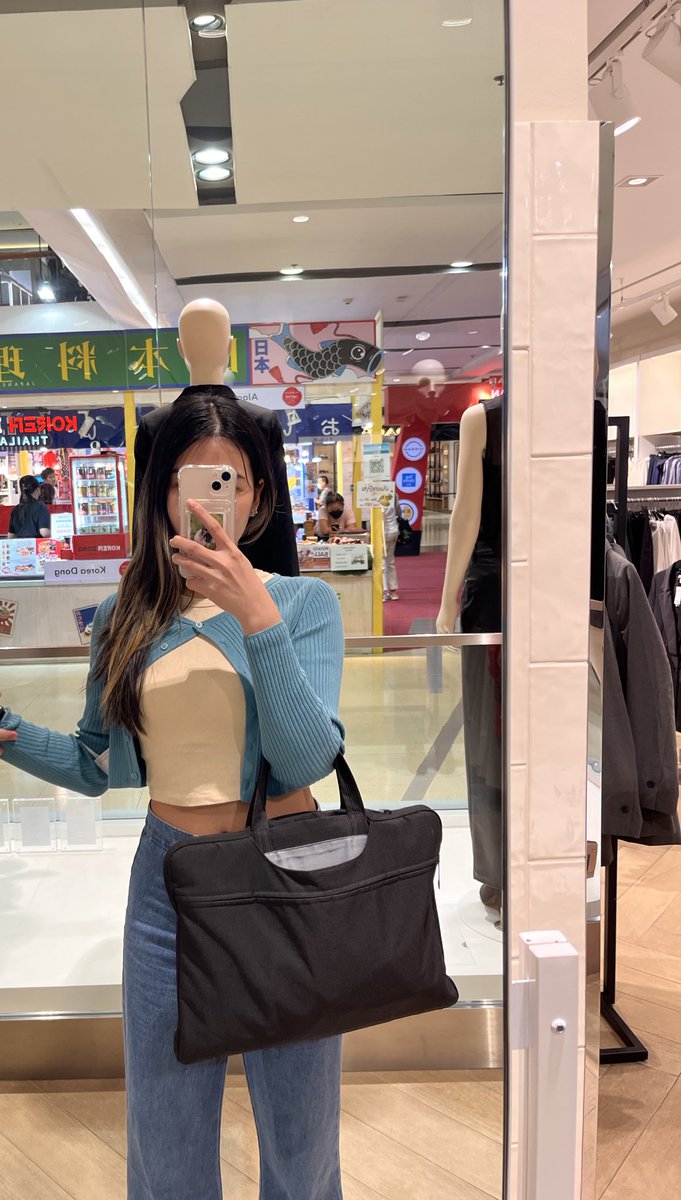 kumakumasale's tweet photo. เคลียร์ตู้ เริ่มต้น20บาท มีแจกฟรีด้วย 🧺✨ 

📌 รี+ ปัก ลด 10 บาท
⏰ วันนี้ 23.00
📦 ส่ง 30 บาท

#ส่งต่อ #ส่งต่อเสื้อผ้ามือสอง #ส่งต่อเสื้อผ้ามือ2 #เสื้อผ้ามือ2 #เสื้อผ้ามือสองสภาพดี #ส่งต่อเสื้อผ้า #เสื้อผ้ามือสอง #ส่งต่อกางเกง #ส่งต่อคสอ #โล๊ะตู้ #โล๊ะตู้เสื้อผ้า https://t.co/fWi7r5I4i6