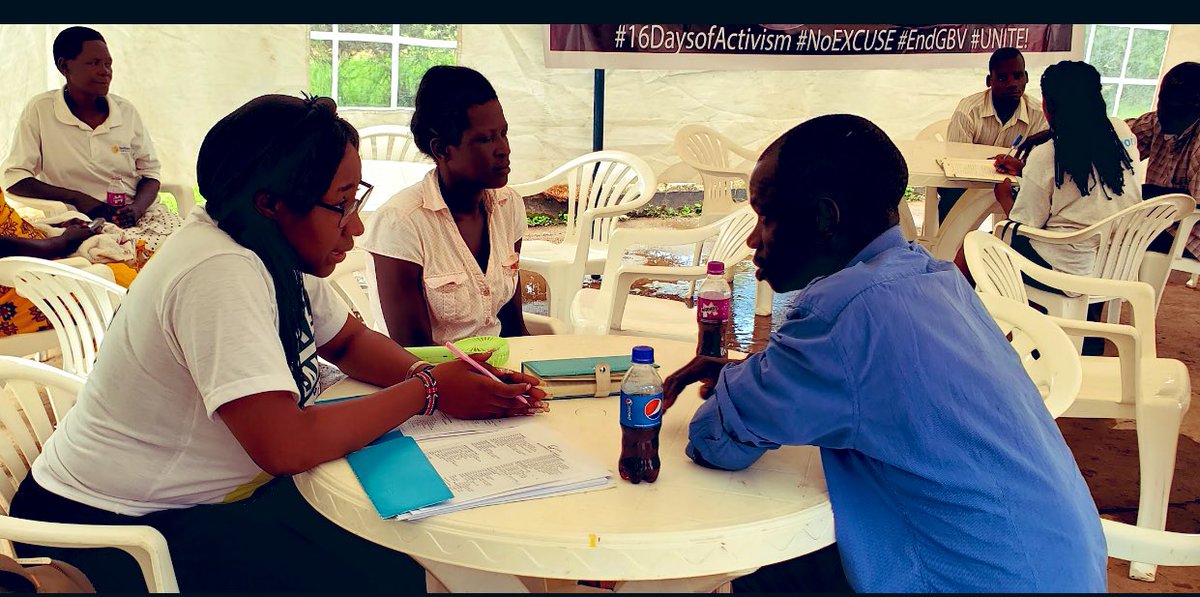 YALIRLCAlumniUg's tweet photo. 3/4 In addition to the medical services, we also educated the community on Gender justice on top of legal aid services. It’s important for perpetrators to compensate victims and end GBV, for people to know their rights and have access to legal support.

#YALI16DaysOfActivism https://t.co/Gp0UVniH3O
