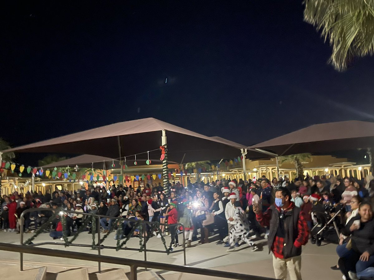 I didn’t have time to take more pictures but I just gotta say…Winter Festival was a great success! Thank you literally everyone for supporting 💕 #REELThemIn