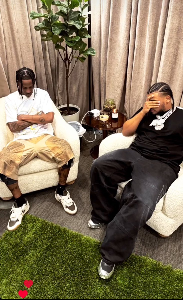 ꜰᴀɴᴜᴍ tweet media