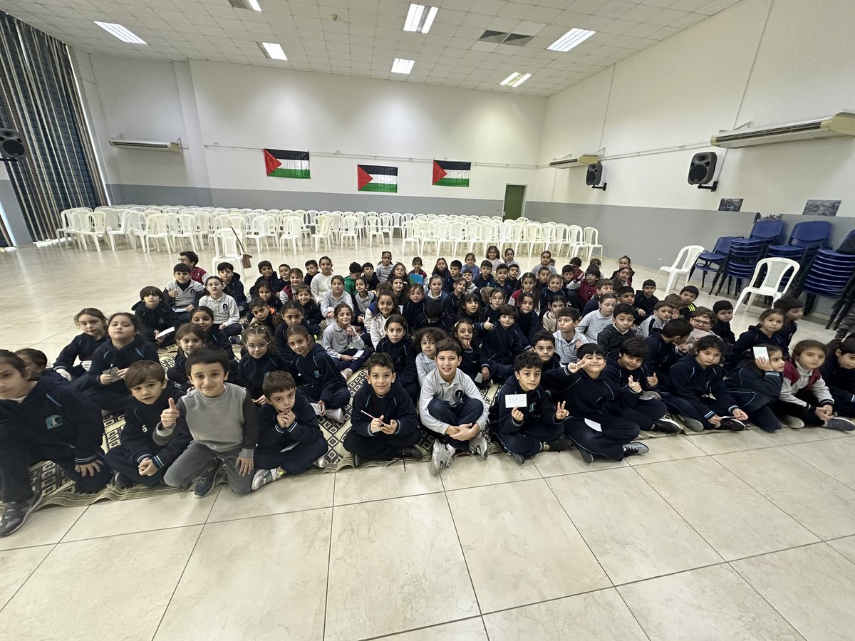 Grade 2 got the chance to have interactive session with #Himaya to know more about the role and impact of  Organizations. In addition to their work and how they provide services to support individuals and societies. <a href="/Hhhsinfo/">Houssam Hariri HS</a> <a href="/dina_jradi/">Dina Jradi</a> <a href="/TawilNoor/">Noor Taweel</a> <a href="/sashgh/">Sasha Ghosn</a>