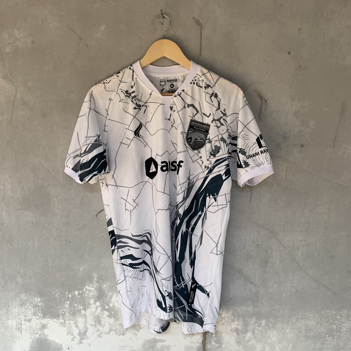 3stripes97's tweet photo. #jersey4sale

WTS Jersey Borneo Away
VERY GOOD CONDITION (worn 1x)
Size XL
Nameset: LILIPALY #14
Price: 450k
Wa: 081354082799

Terima Kasih🙏🏻 @Jerseyforum https://t.co/N3yNPGx1ay