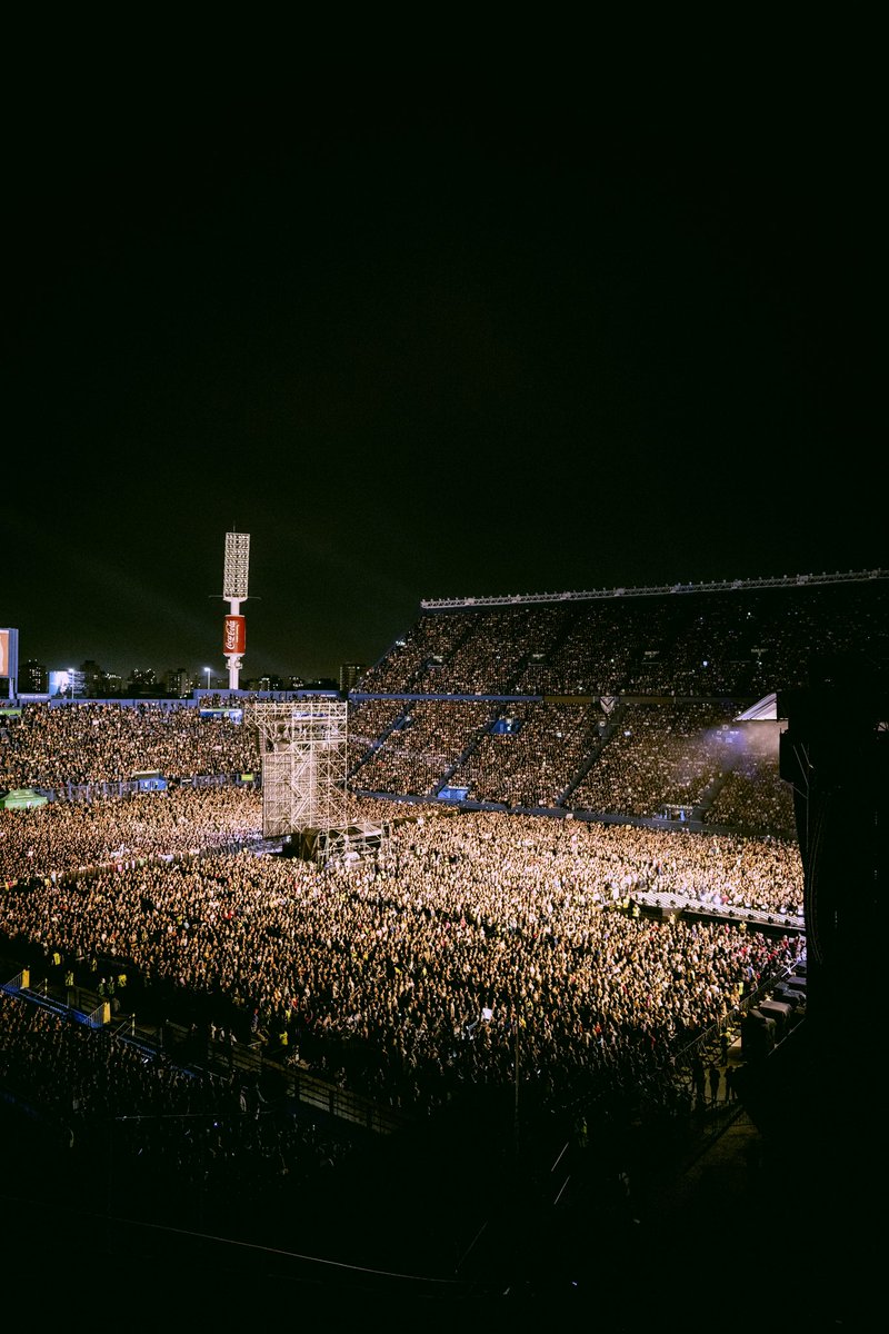 Ricardo Arjona ® tweet media