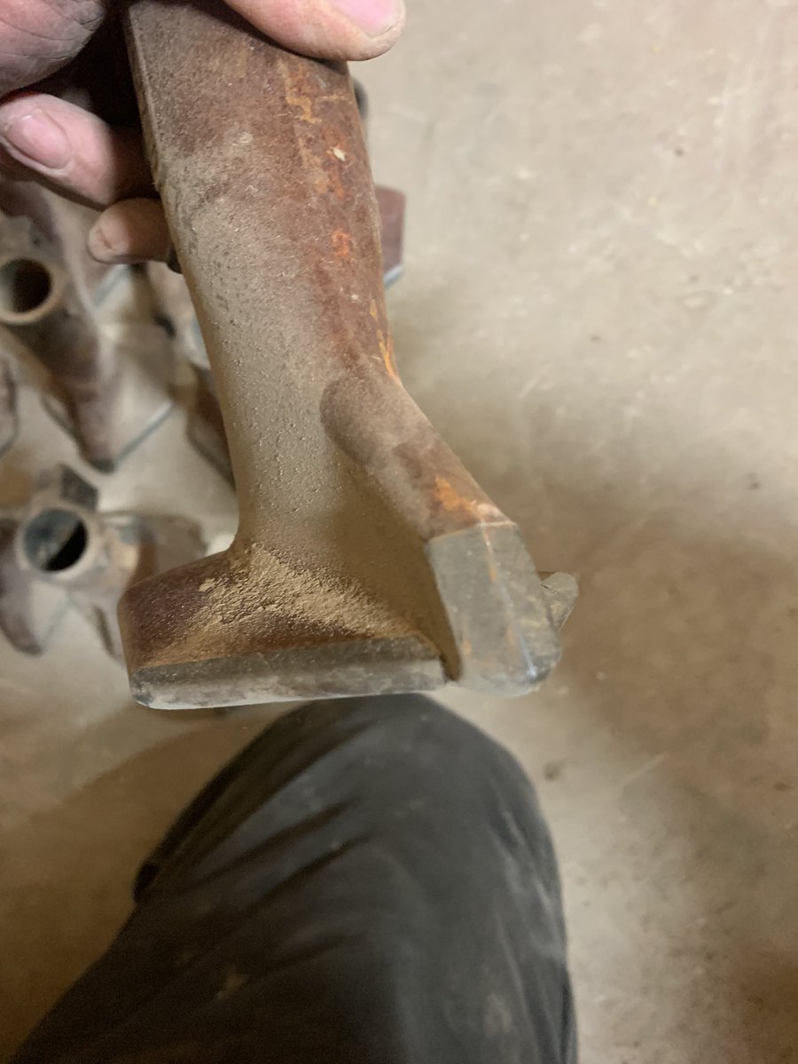 schafer_perry's tweet photo. Anyone needing some paired row seed openets for a Deere 1870(conservapac) drill? I sold mine and have 53 to sell. They are roughly 70 percent life left.(first set on drill lasted 47000 acres these  have done roughly 12000 acres. Hard surface still like new. Asking $140 each https://t.co/LkhGlI77dt