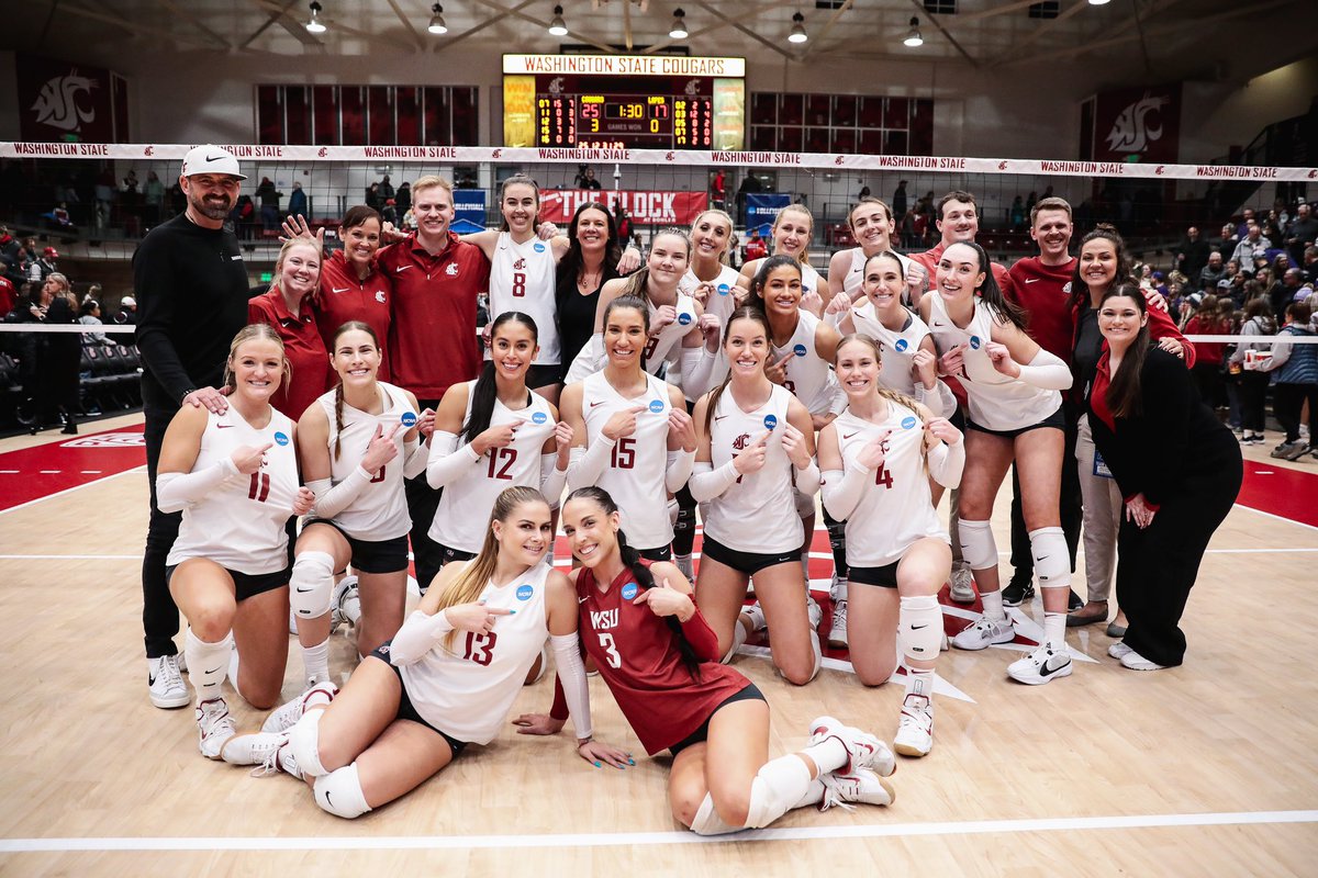WSUCougarsVB's tweet photo. On to the Next One ⏩

#GoCougs // #CVE https://t.co/j3REh2Oavr