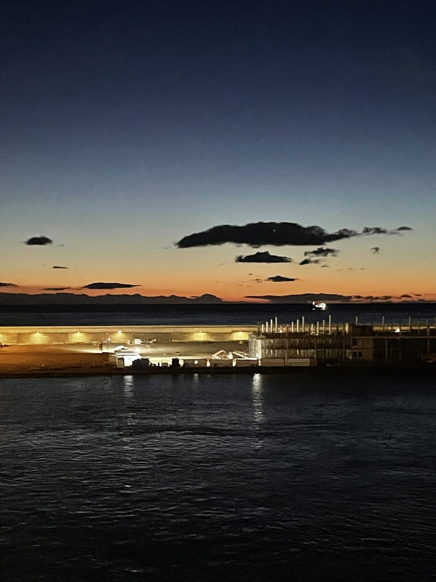 #port #harbor #harbour #cruise #sunrise_sunset_photogroup #sunrise #barcelona #photography #photogram #Spain #travel #solotravel #justGo