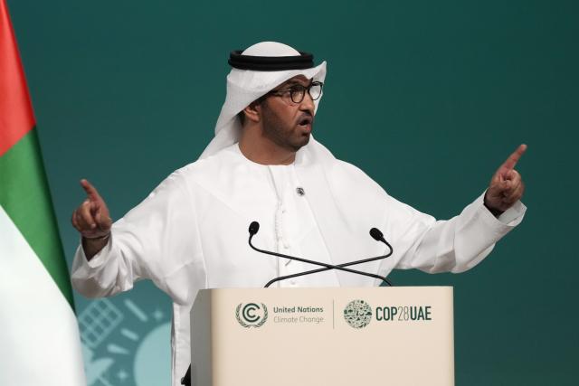 BoycottCOP28's tweet photo. @Afsafrica 🚨 WARNING 🚨 The UAE's appointment of Sultan Al Jaber, a fossil fuel executive, as head of COP28 is raising eyebrows globally. Are climate discussions being manipulated for fossil fuel interests? Join the call to #BoycottCOP28 #SultanAlJaber https://t.co/69rEwaZ5kt