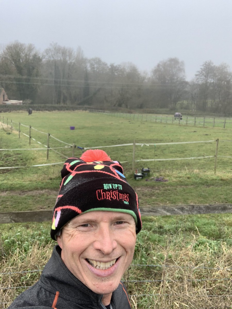 stuartsfia's tweet image. 2 runs in 2 days. Another sign that it is @runup2christmas #RU2C #merceractive