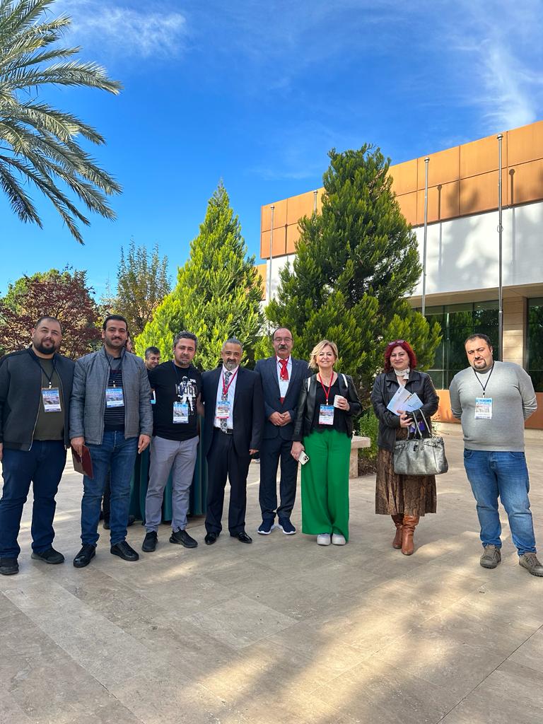 Günlerden diyabet ...Adana diyabet sempozyumu.Deprem sonrası <a href="/esenol/">Esin Davutoğlu Şenol</a> hocamla bir bilimsel ortamda bulunmak iyi geldi.Tüm endokrin ve enfeksiyon hocalarımıza teşekkürler...
<a href="/ADANAHED/">AdanaAileHekimleriDerneği</a> <a href="/Kahed46/">Kahramanmaraş Aile Hekimleri Derneği</a> <a href="/GAHD_27/">Gaziantep Aile Hekimliği Derneği</a>