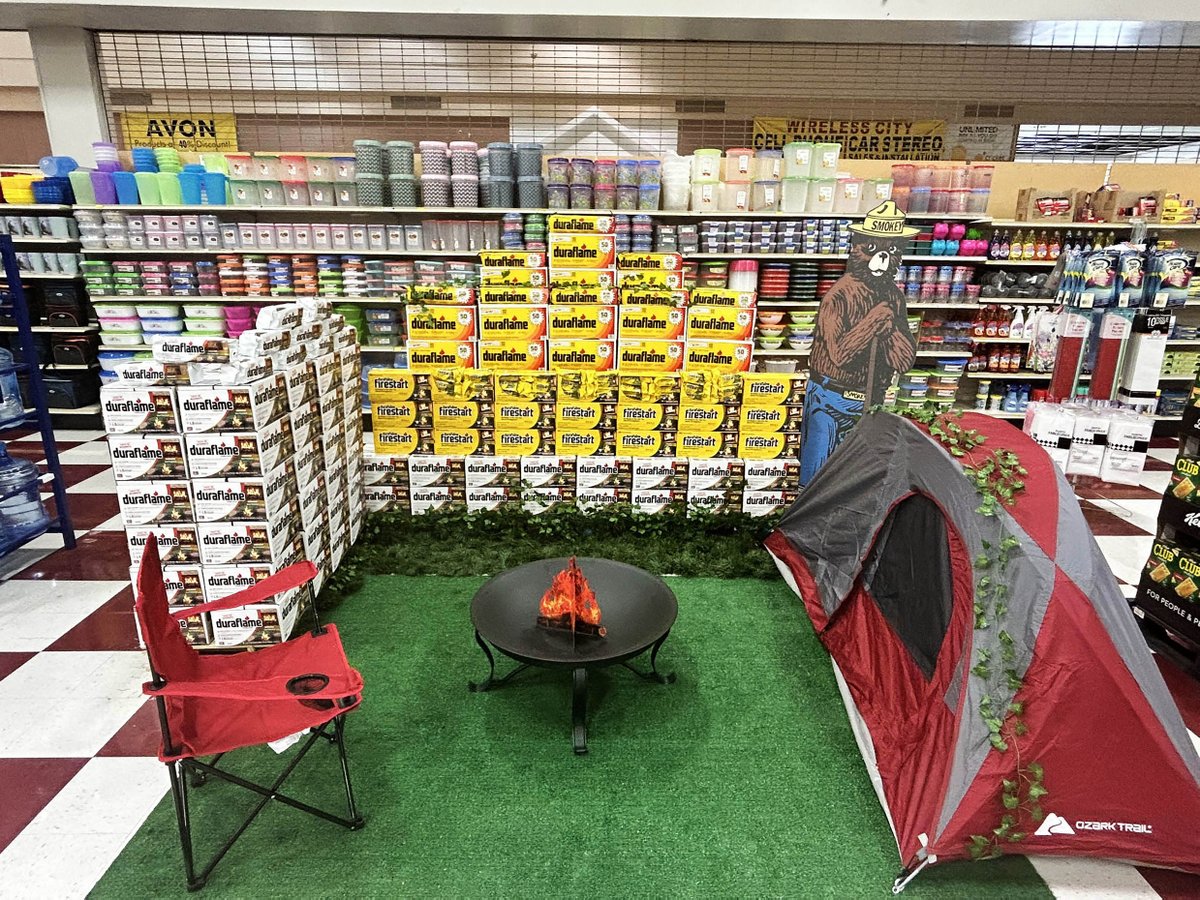 Our week setting up the Duraflame Holiday displays!  Visit our website and check out our new blog post. 🔥 GREAT job Retail STAR Team! 💪

#RetailMerchandising #Duraflame #Grocery #Display #Christmas #CPGIndustry #NationalContest