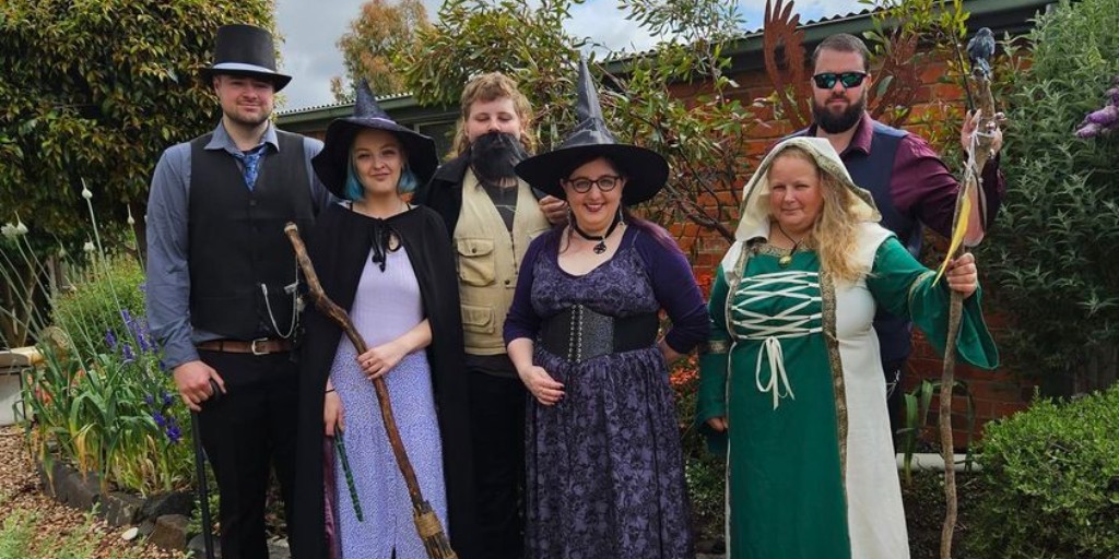 CluedUppHQ's tweet photo. Witchcraft &amp; WIzardry or Beauty and the Beast? The choice is yours... ✨

Let us know which theme you're playing today and drop us a comment below with team pics and names!

https://t.co/phMMhiBZPr https://t.co/DaEhNNDfjj