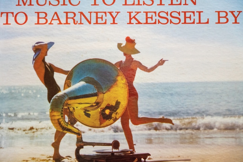 make a jazz noise here (part 2)

#jazz #vinyl #record #jazzrecords #jazzvinyl #jazzvinylcollector #pacificjazzrecords #contemporaryrecords #barneykessel #rudigernreich