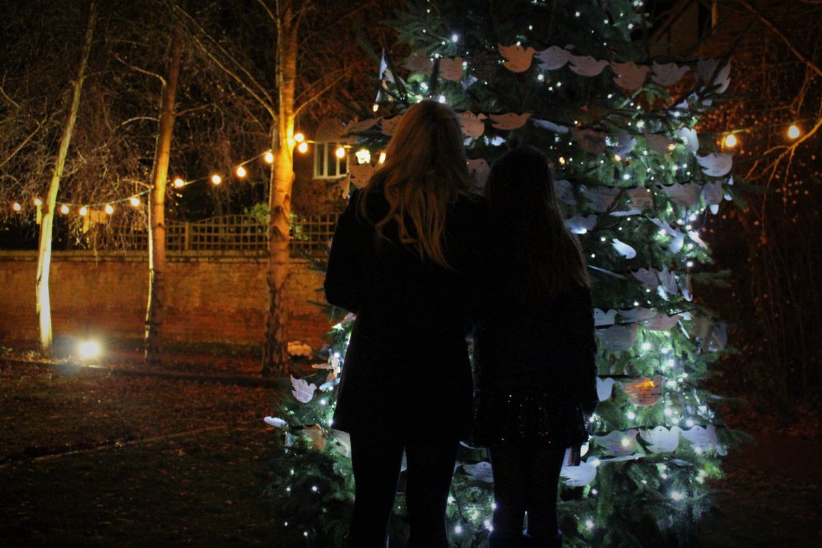 PilgrimsHospice's tweet image. Today we welcome many of you to our #TreesOfLove services. Whether you are attending one of our services at our #hospices, or an alternative event at a different location, we hope you take comfort in remembering your #lovedones, in such a special way, this festive season. 🕊️🎄💙